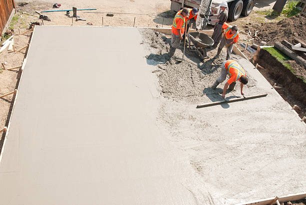 Best Residential Concrete Services  in Richgrove, CA